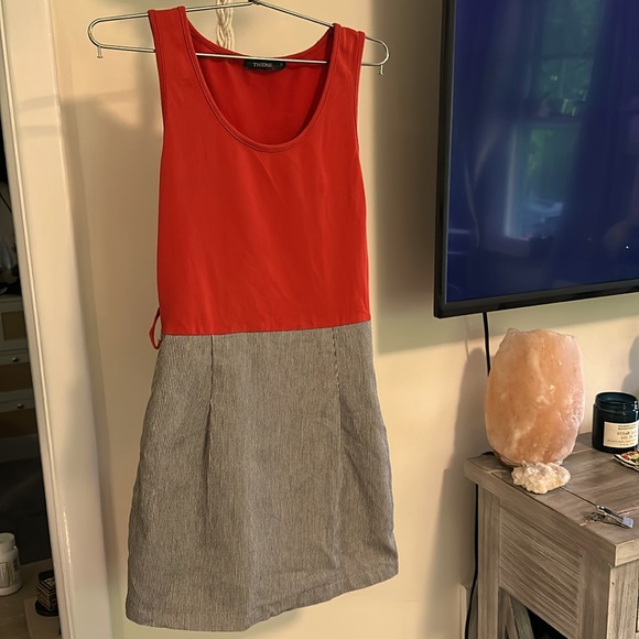 Women’s Dress with Belt Loops! - Picture 2 of 4